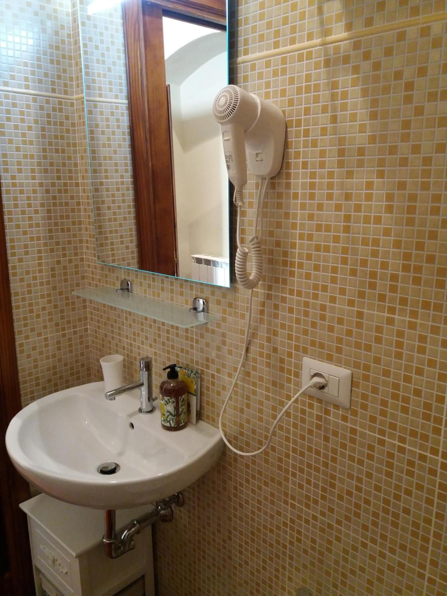 ホテル Casa Volpini パンツァーノ エクステリア 写真